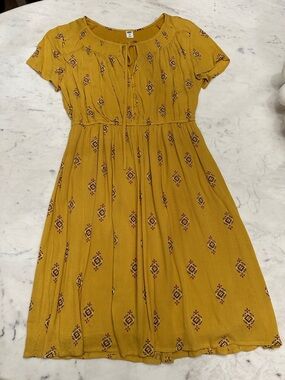 Old Navy Mustard Yellow Short Sleeve Midi Dress with Tie Neck